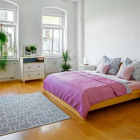 호텔 Delux 2 Roomapt. Location Easy Checkin+netflix 드레스덴